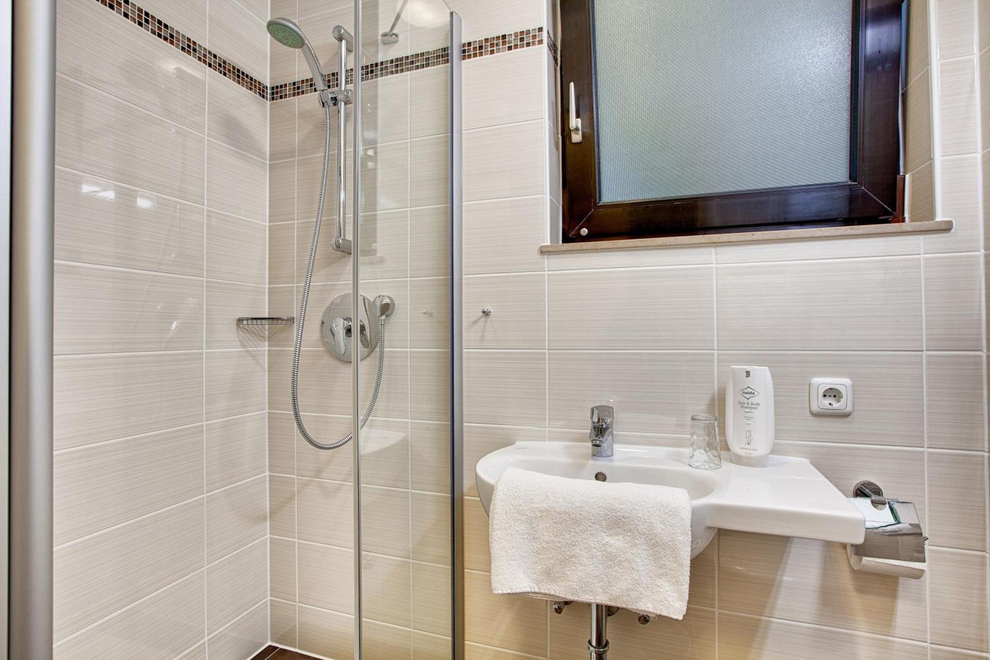 Landgasthof Buettel Geisfeld  Екстер'єр фото